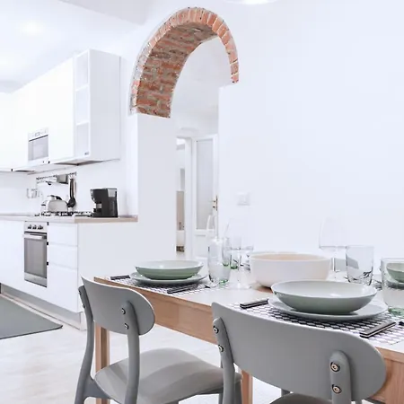 Easylife - - Gregorio 23 - Buenos Aires * Milánó